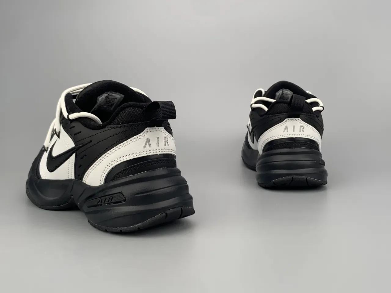 Nike Chaussures Lifestyle Noir Blanc Semelle Médiane Chunky Sculptée En Cuir Synthétique Et Cuir Supérieur En Couches 6