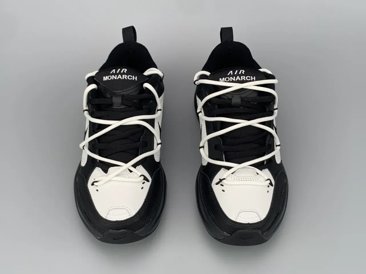 Nike Chaussures Lifestyle Noir Blanc Semelle Médiane Chunky Sculptée En Cuir Synthétique Et Cuir Supérieur En Couches 9