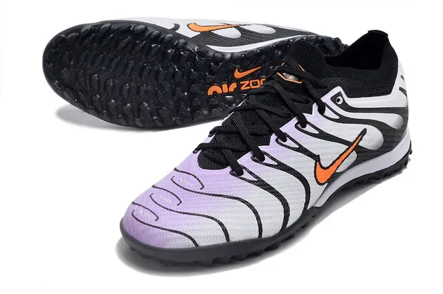 Nike Black White Low-Cut Knit Upper Wave-Patterned Synthetic Overlays Turf Soccer Shoes 3