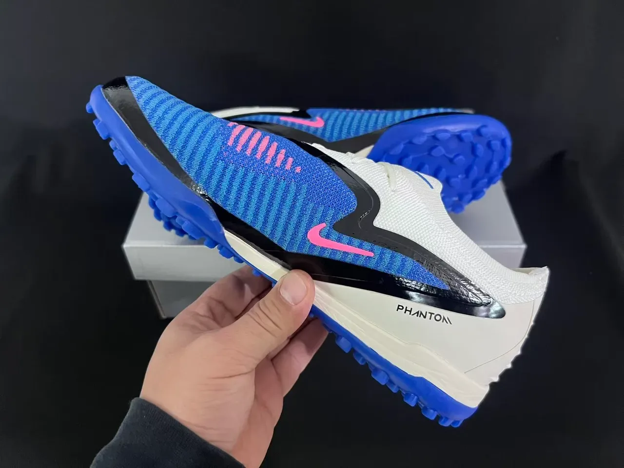Nike Blue Pink Knit Upper Outsole Turf Soccer Shoes 4