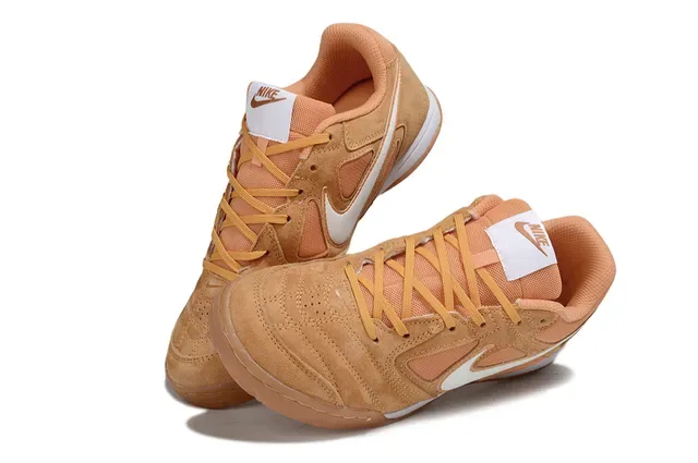 Nike سنيكرز بني أبيض لوتوب سويد ميش 3