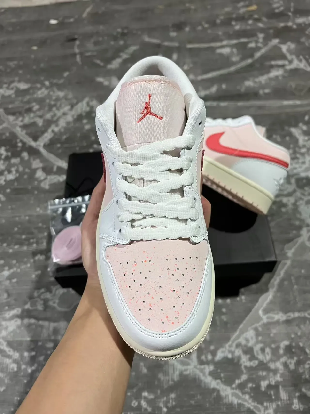 Nike Dunk Low Pale Pink and Red Lifestyle Sneakers 3