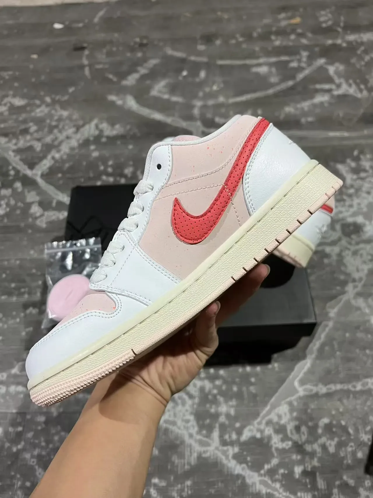 Nike Dunk Low Pale Pink and Red Lifestyle Sneakers 5