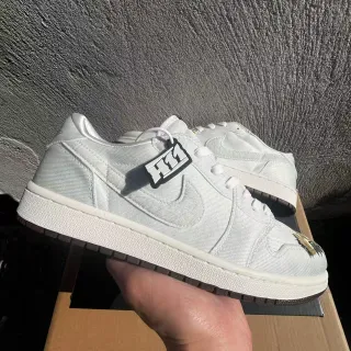 Nike Dunk Low White Black سنيكرز لايف ستايل