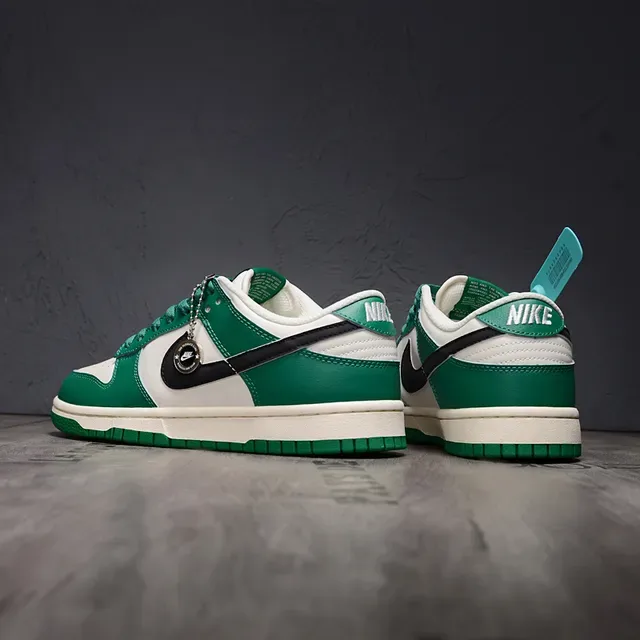 Nike Dunk Low White Green Black Lifestyle Sneakers 3