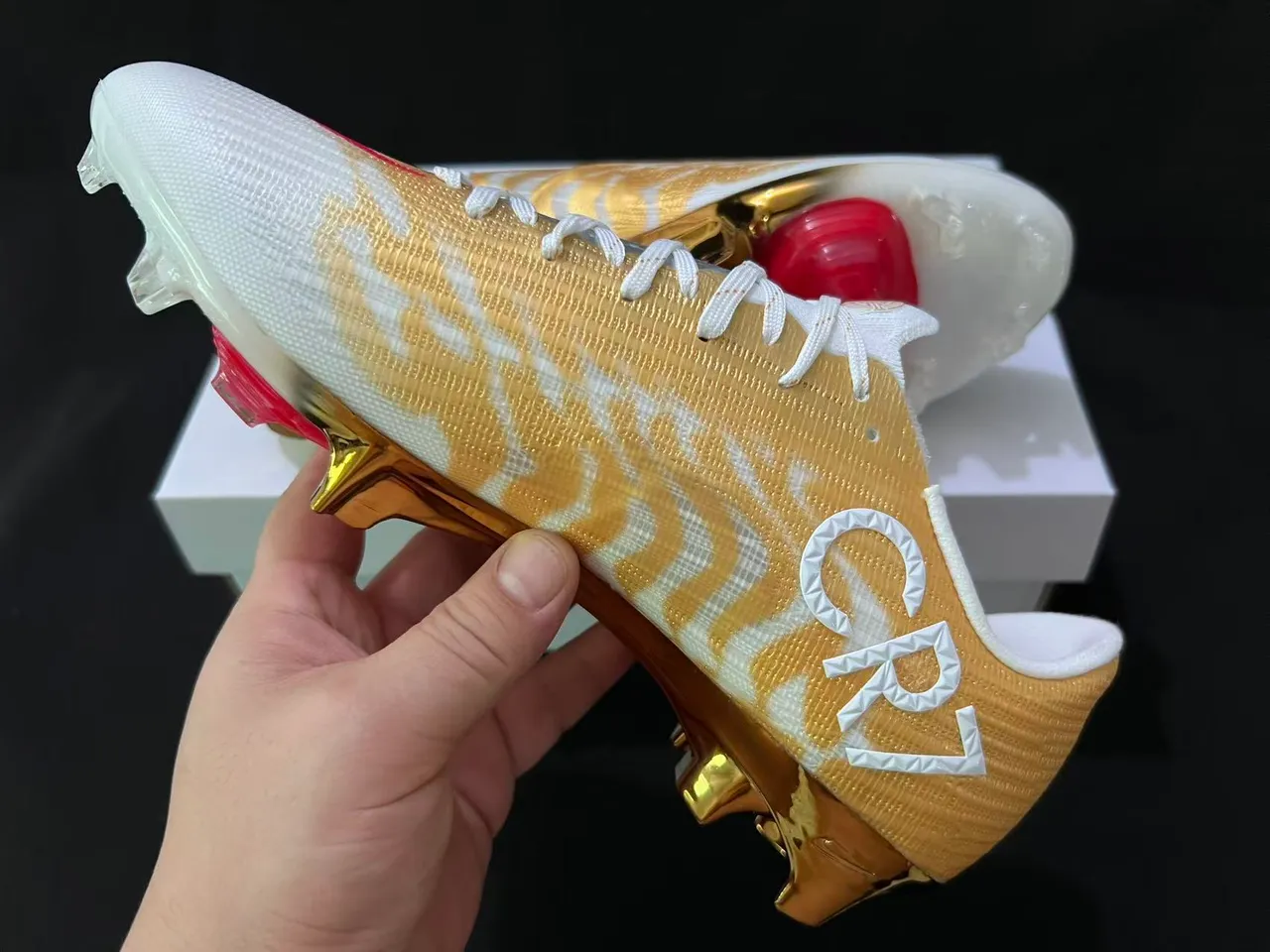 Nike Gold Red Metallic Knit Upper Swoosh Accent Firm-Ground Soccer Shoes 4
