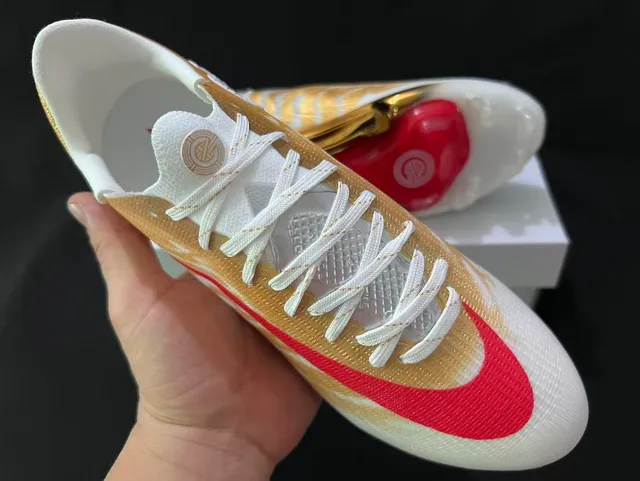 Nike Gold Red Metallic Knit Upper Swoosh Accent Firm-Ground Soccer Shoes 5