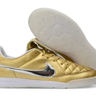 Nike Zapatillas de fútbol indoor de cuero con punta acolchada en oro, plata y metálico
