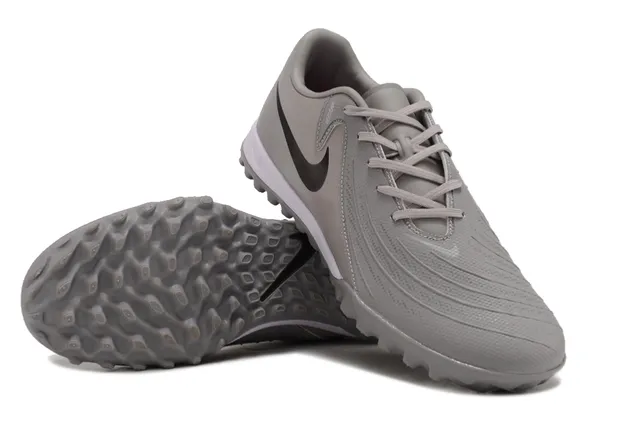 Nike Gray Black Low-Top Synthetic Upper Turf Soccer Shoes 4