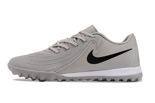 Nike Gray Black Low-Top Synthetic Upper Turf Soccer Shoes 7