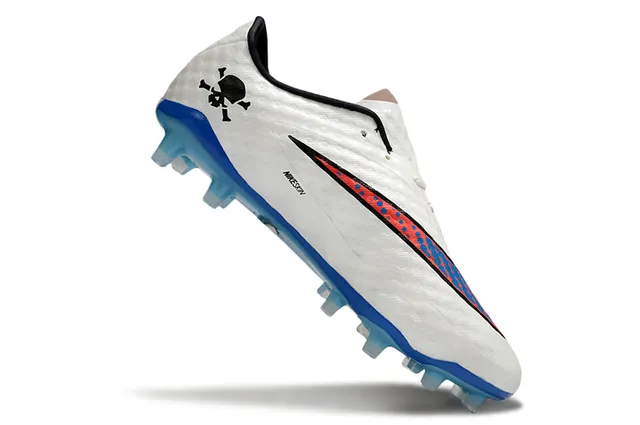 Nike Hypervenom Chuteiras de futebol branco e azul low-cut com upper sintético texturizado honeycomb na ponta do pé para terreno firme 2