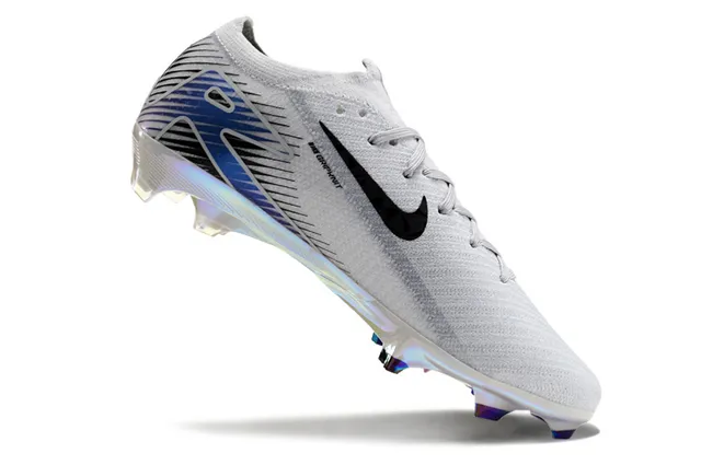 Nike Mercurial Vapor Partie supérieure grise rose en tricot Semelle iridescente chrome Chaussures de football à crampons 2