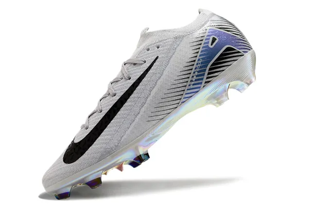 Nike Mercurial Vapor Partie supérieure grise rose en tricot Semelle iridescente chrome Chaussures de football à crampons 3