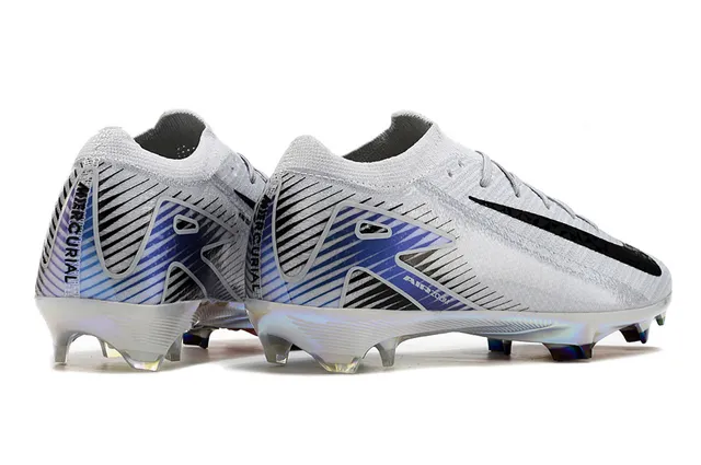 Nike Mercurial Vapor Partie supérieure grise rose en tricot Semelle iridescente chrome Chaussures de football à crampons 4