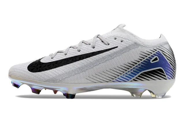 Nike Mercurial Vapor Partie supérieure grise rose en tricot Semelle iridescente chrome Chaussures de football à crampons 7