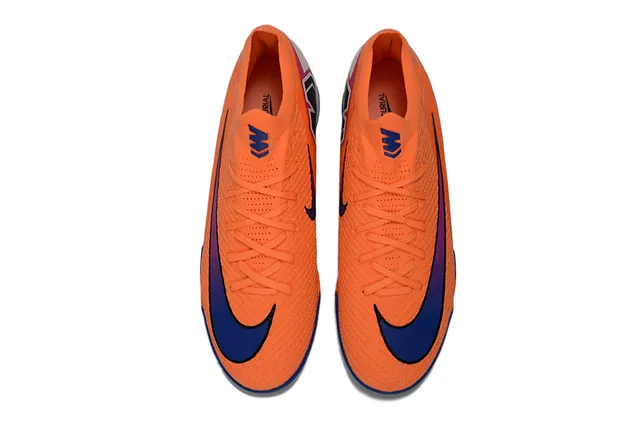 Nike কমলা নীল বুনা উপর নিম্ন-কাট কলার ইন্ডোর সকার জুতো 2
