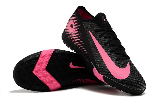 Nike Phantom GT Black Pink Knit Upper Low-Cut Collar Turf Soccer Shoes 3