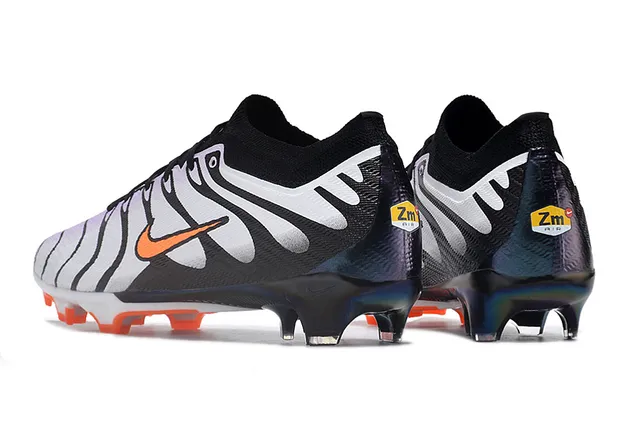 Nike Phantom GT Firm-Ground أحذية كرة القدم 4