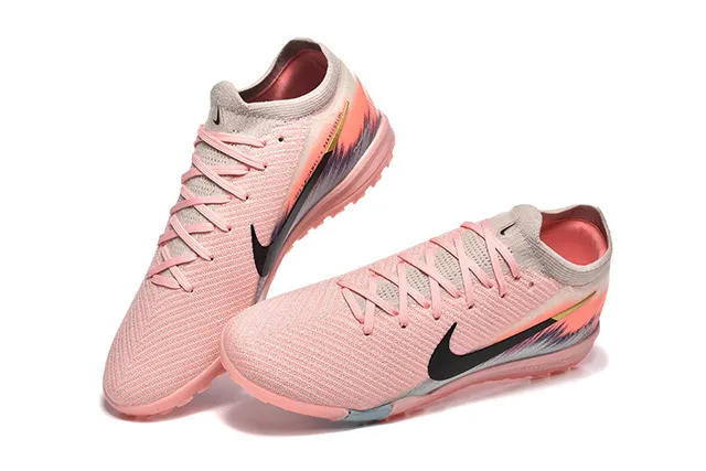 Nike Phantom GT Turf وردي أسود فرشاة Turf أحذية كرة القدم 2