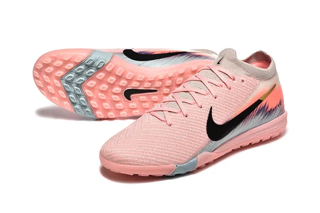 Nike Phantom GT Turf وردي أسود فرشاة Turf أحذية كرة القدم 6