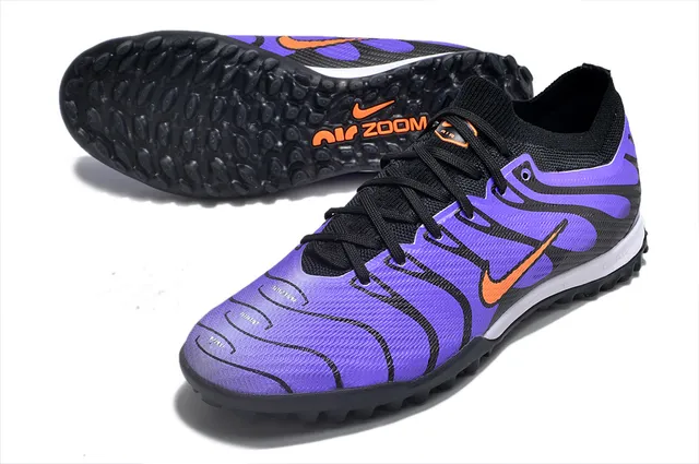 Nike أحذية كرة القدم للعشب بنفسجي وأسود مع وجه علوي من التنسج وطبقات الموجة الاصطناعية 3