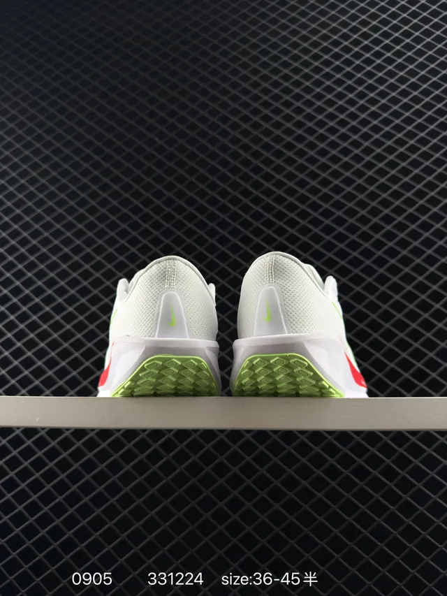 Nike Quest 6 White Green Breathable Mesh Upper Midfoot Strap Overlay Running Shoes 4