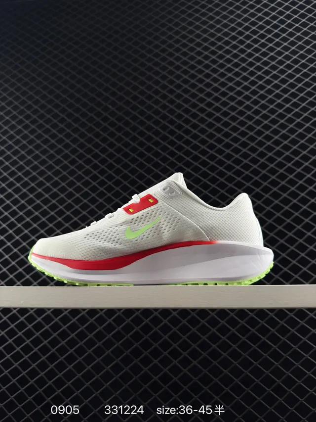 Nike Quest 6 White Green Breathable Mesh Upper Midfoot Strap Overlay Running Shoes 6