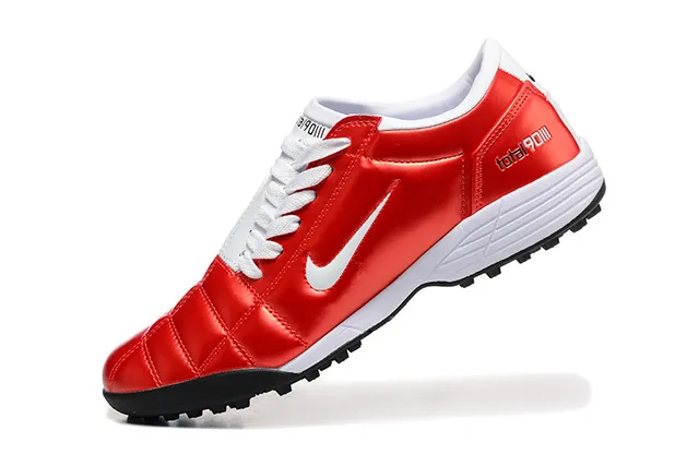 Nike أحمر أبيض لامع أعلى اصطناعي بناء لوحة مبطنة ملعب كرة قدم أحذية 4