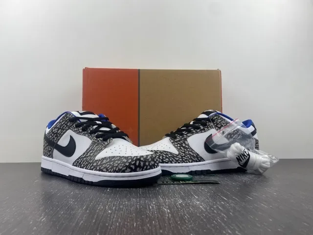Nike SB Dunk Low Imprimé Éléphant Chaussures de Skateboard 13