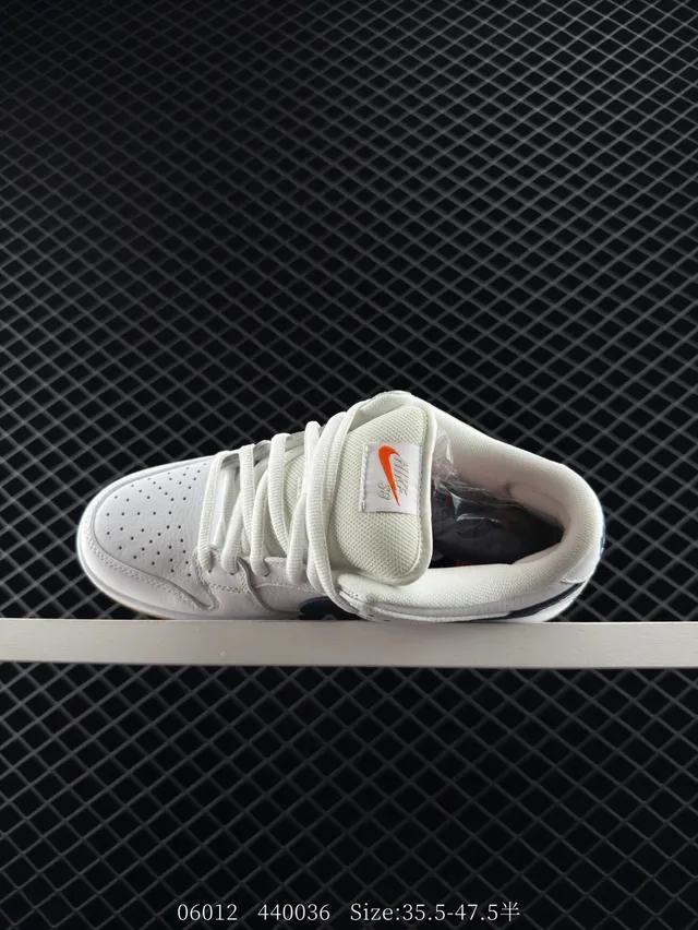 Nike SB Dunk Low White Navy Gum chaussures de skateboard 4