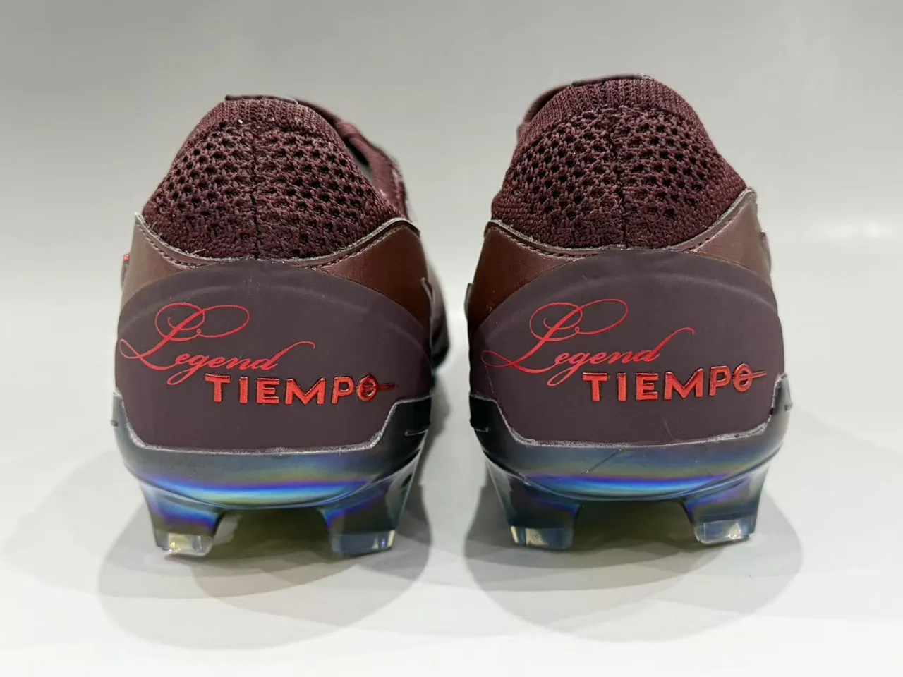 Nike Tiempo Legend Chaussures de football Rouge Vin Iridescent Terrain ferme 3