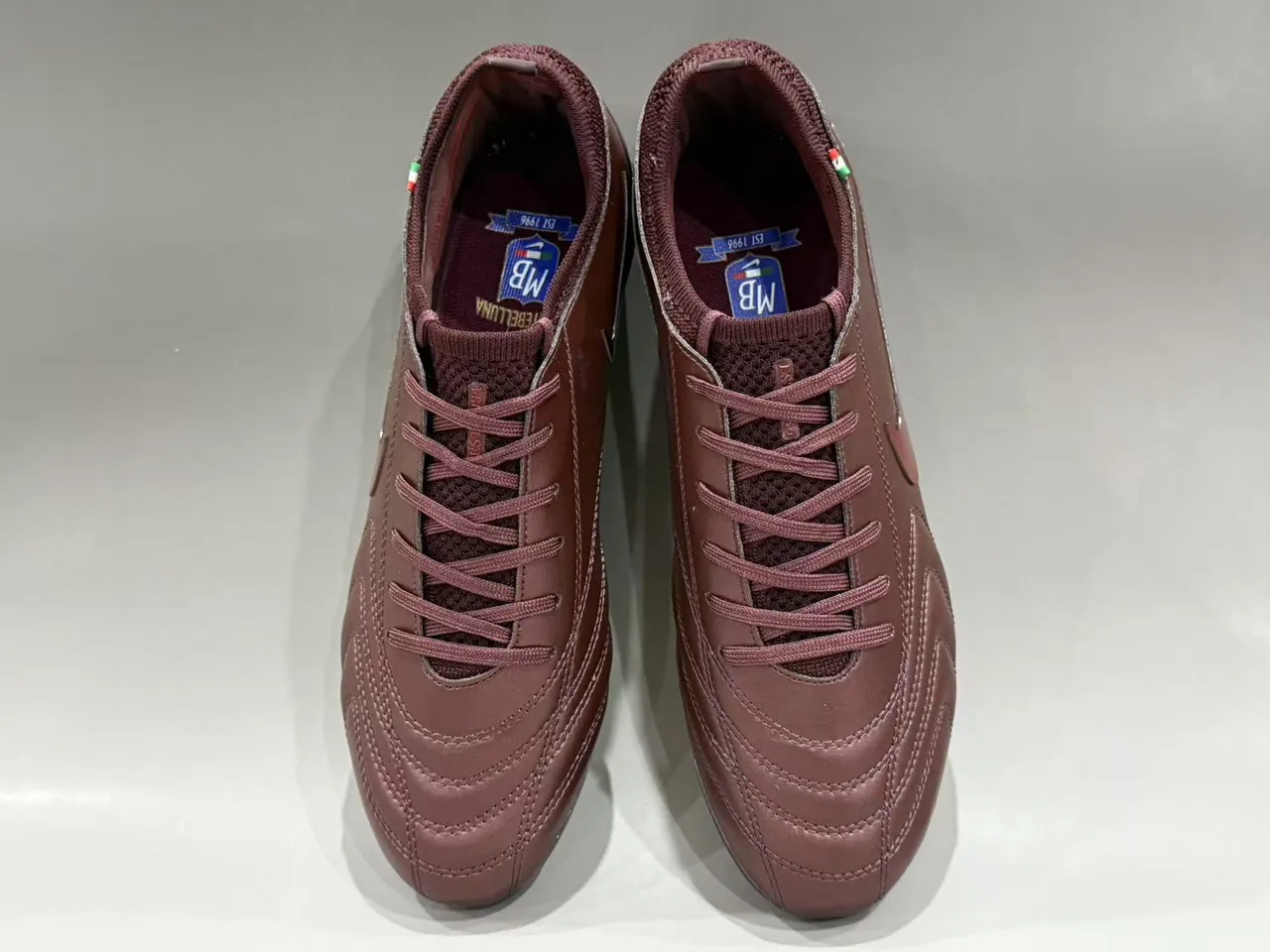 Nike Tiempo Legend Chaussures de football Rouge Vin Iridescent Terrain ferme 5