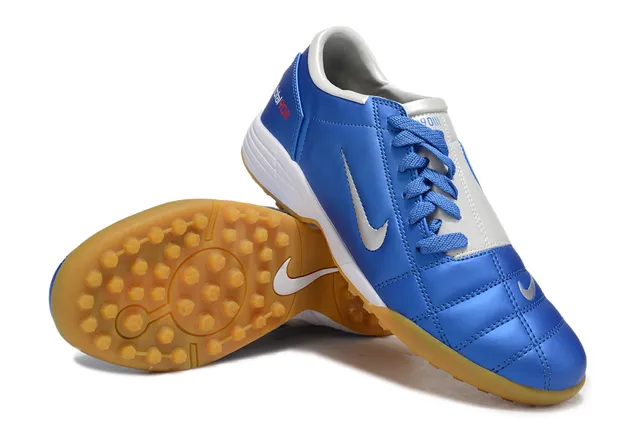 Nike Total 90 III 蓝白橡皮泥草地足球鞋 5