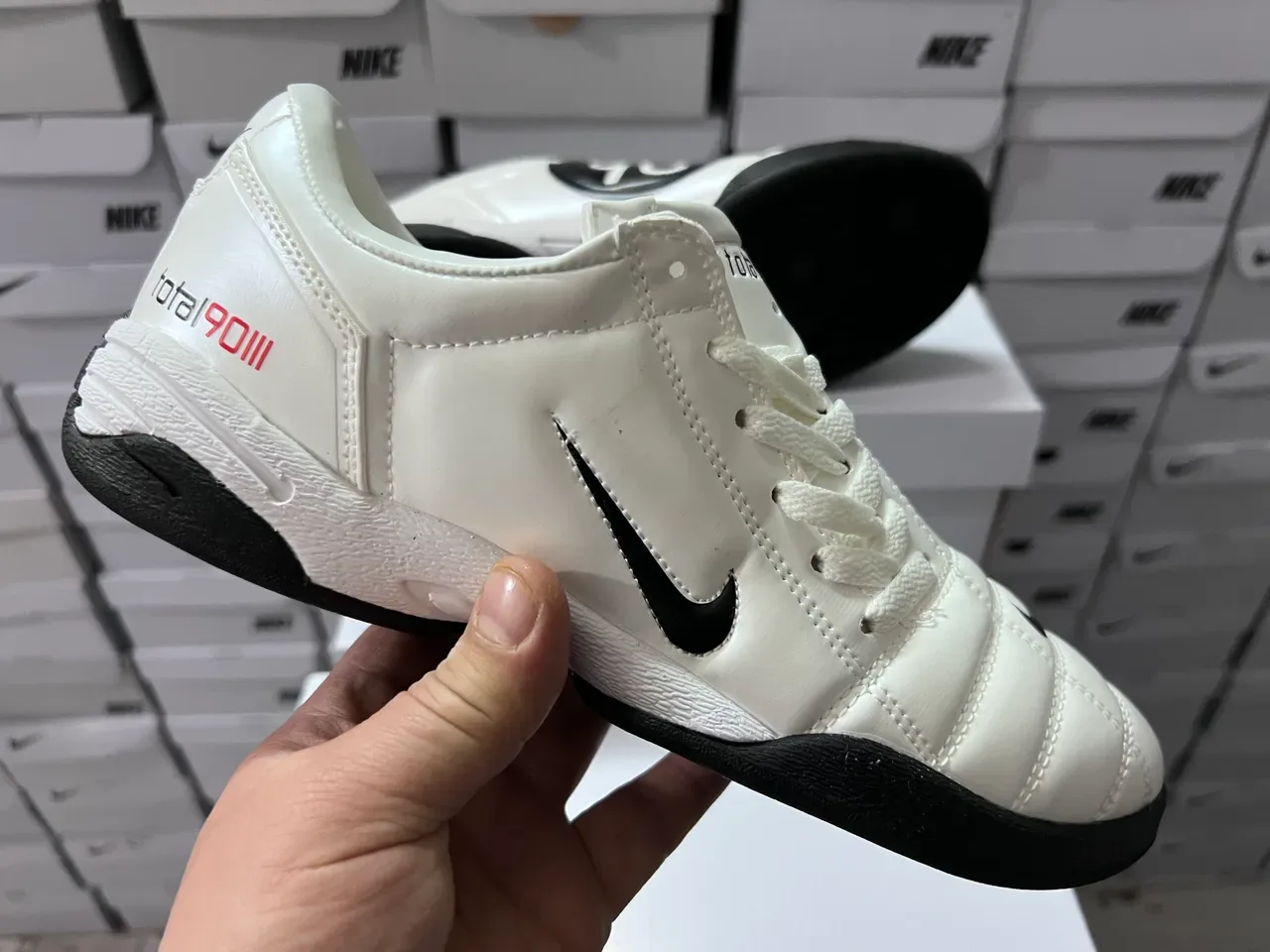Nike Total 90 III সাদা কালো লাল ইন্ডোর সকার জুতা 5