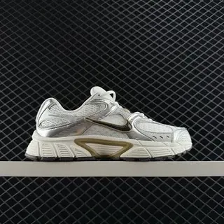 Nike V5 RNR فضي ذهبي معدني علوي Swoosh حذاء أسلوب حياة رياضي