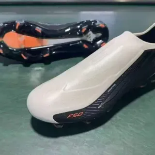 Nike Branco Preto Chuteiras com Upper de Meia Solado Moldado com Estudos Campo Firme