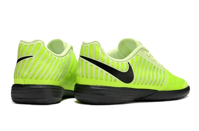 Nike Sneakers Jaunes Noires Low-Top Upper Synthétique 18