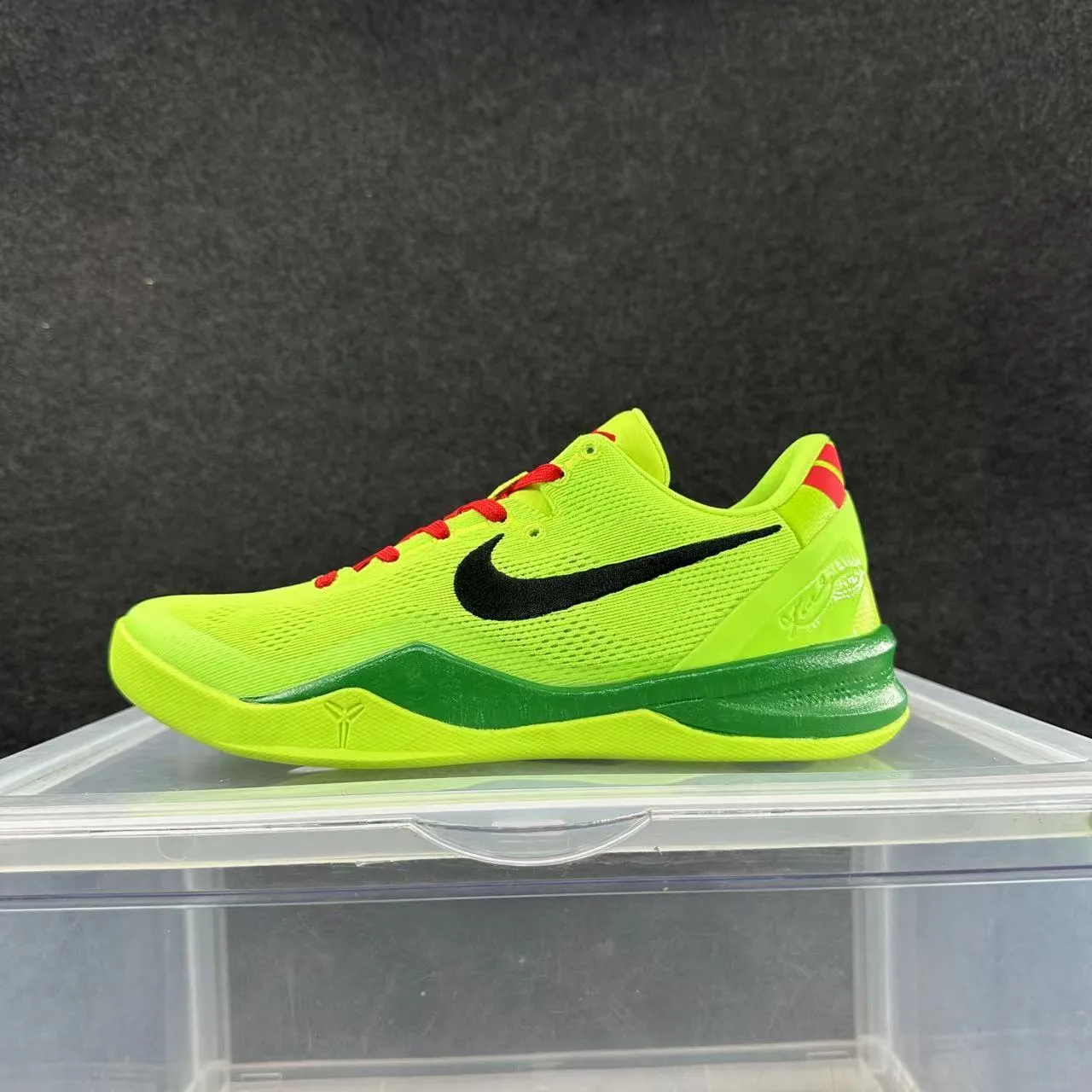 Nike Zoom Kobe VIII نيون أصفر أخضر أحمر أحذية كرة السلة 2