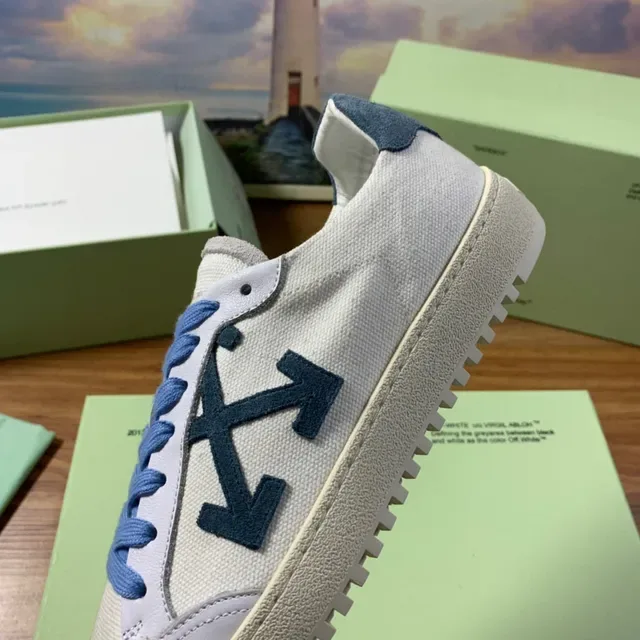 Off-White Arrow Blue Canvas Upper Diagonal Logo Lifestyle Sneakers 3