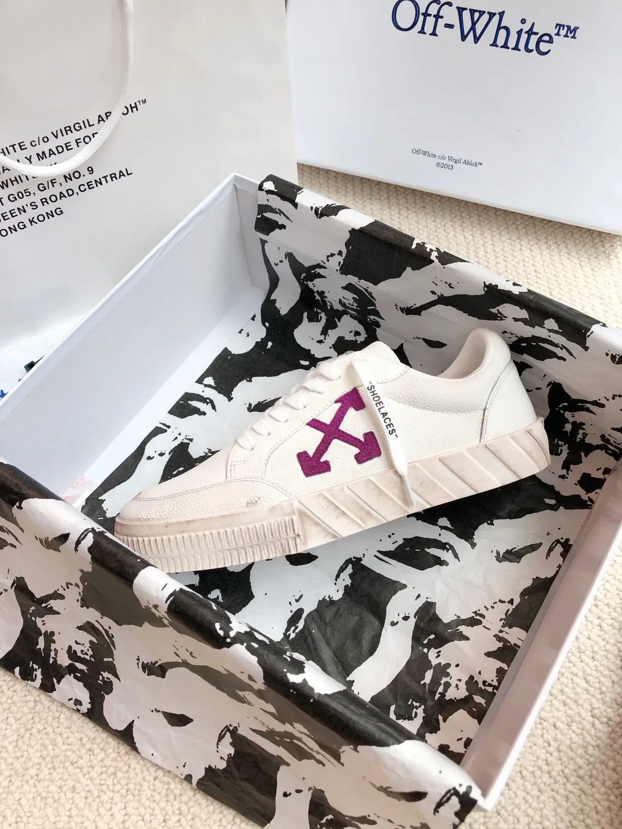 Off-White Logotipo de Flecha Blanco Lifestyle Sneakers 4
