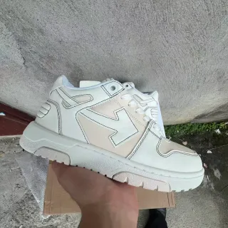 Off-White Beige Diagonal Arrow Logo Contrast Topstitching Lifestyle Sneakers