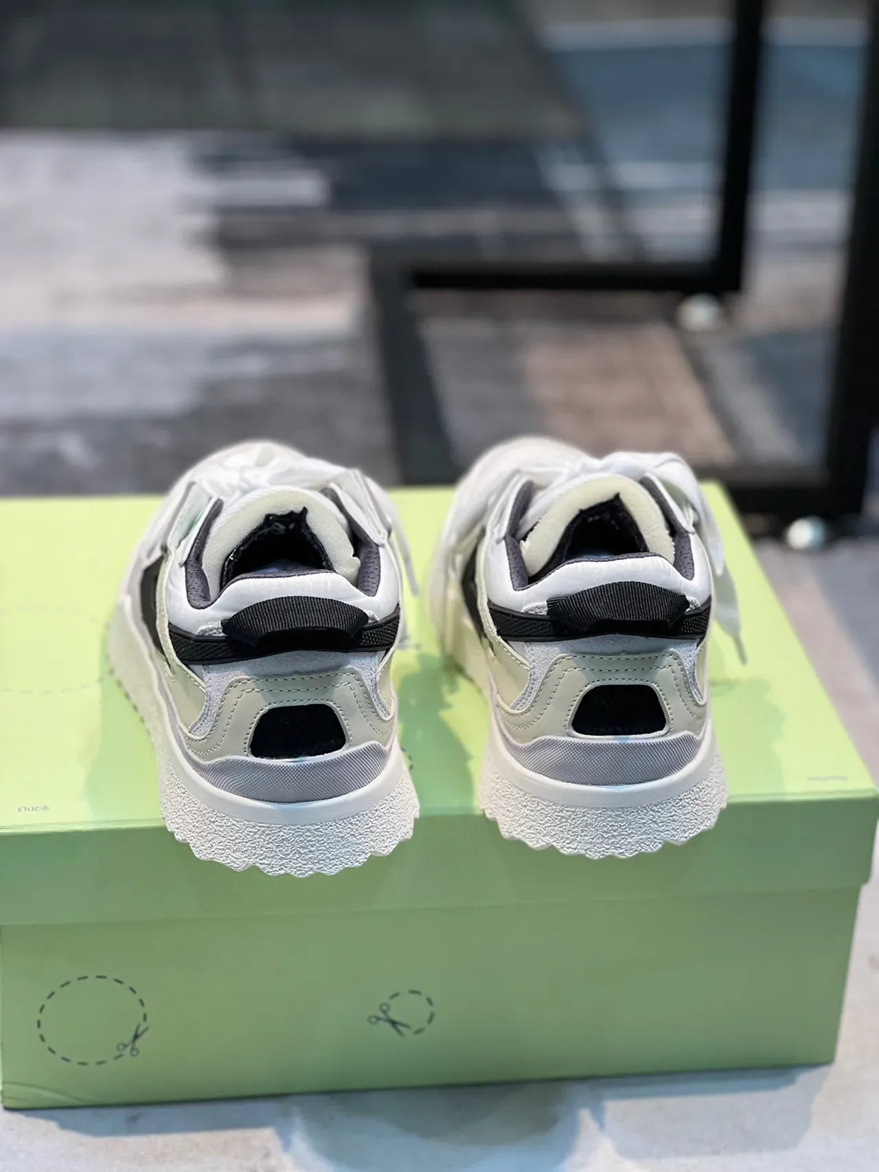 Off-White Black Low-Top Perforated Toe Lifestyle Sneakers 2