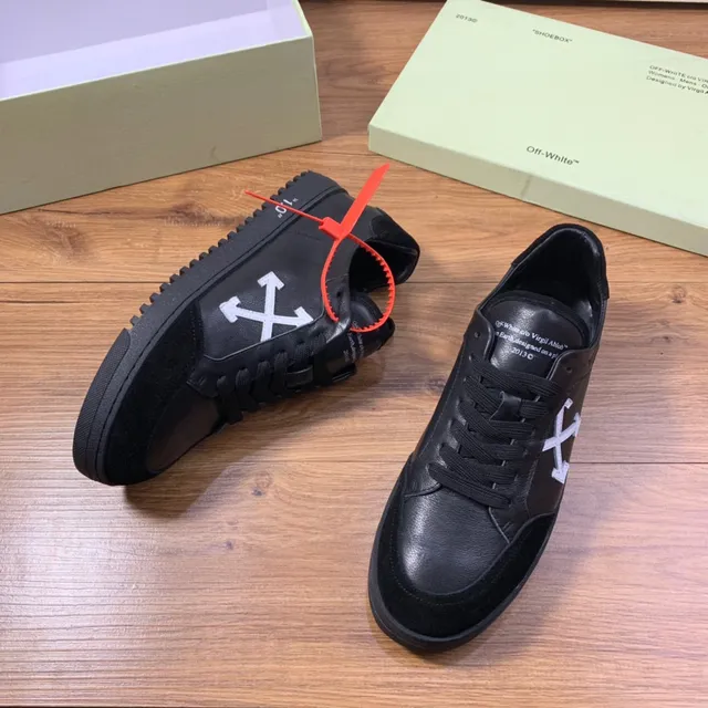 Off-White Diagonal Arrow Sneaker Black White Lifestyle Sneakers 7