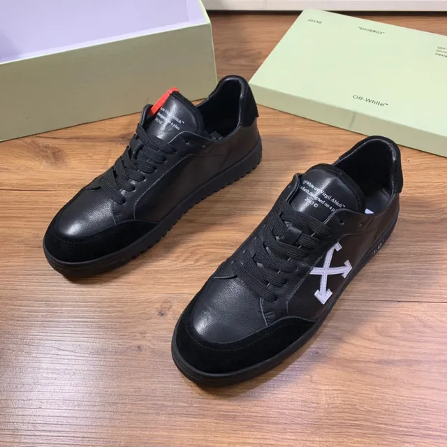Off-White Diagonal Arrow Sneaker Black White Lifestyle Sneakers 8
