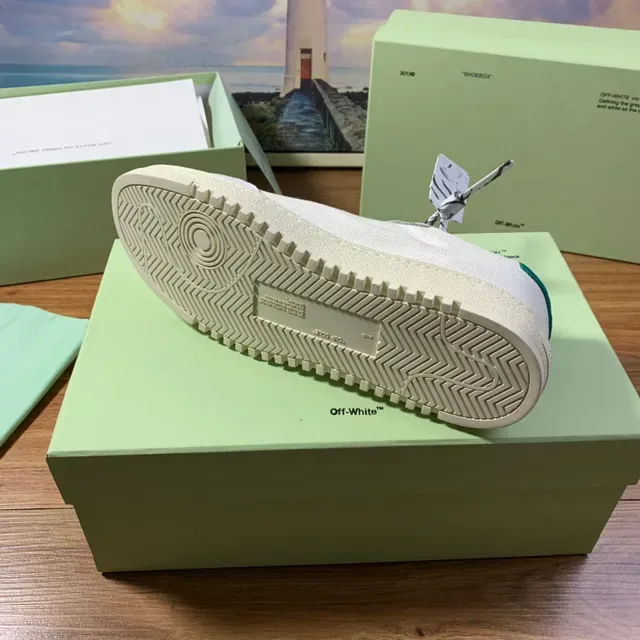 Off-White Green Canvas Upper Diagonal Arrow Logo Lifestyle Sneakers 3