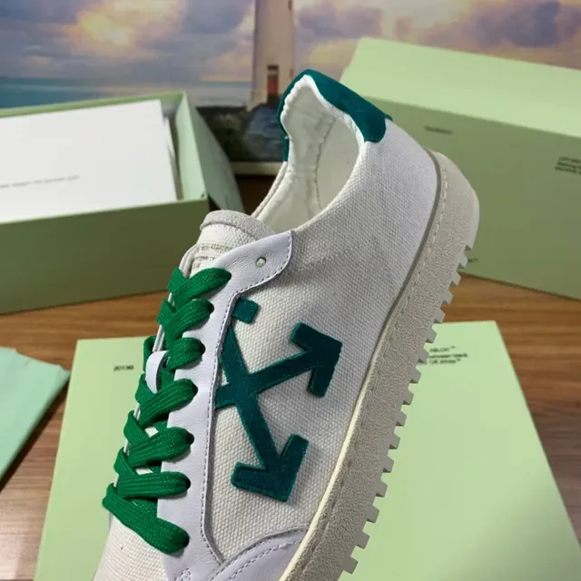 Off-White Green Canvas Upper Diagonal Arrow Logo Lifestyle Sneakers 4