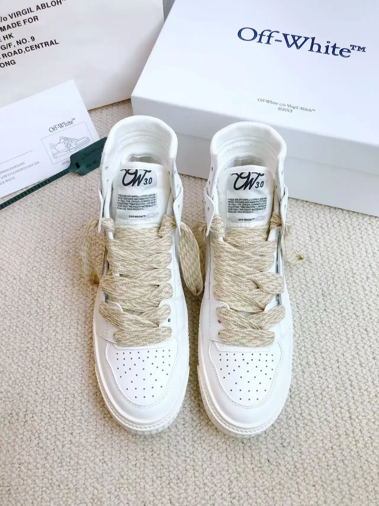 Off-White High-Top Lifestyle Sneaker Beige Leather Lifestyle Sneakers 3