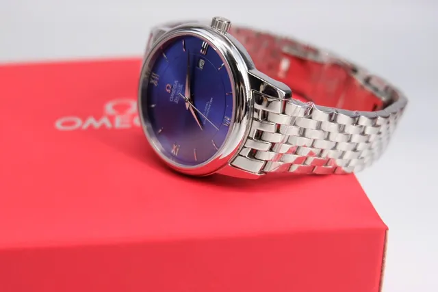 Omega De Ville Esfera Azul Sunburst Reloj Mecánico 5