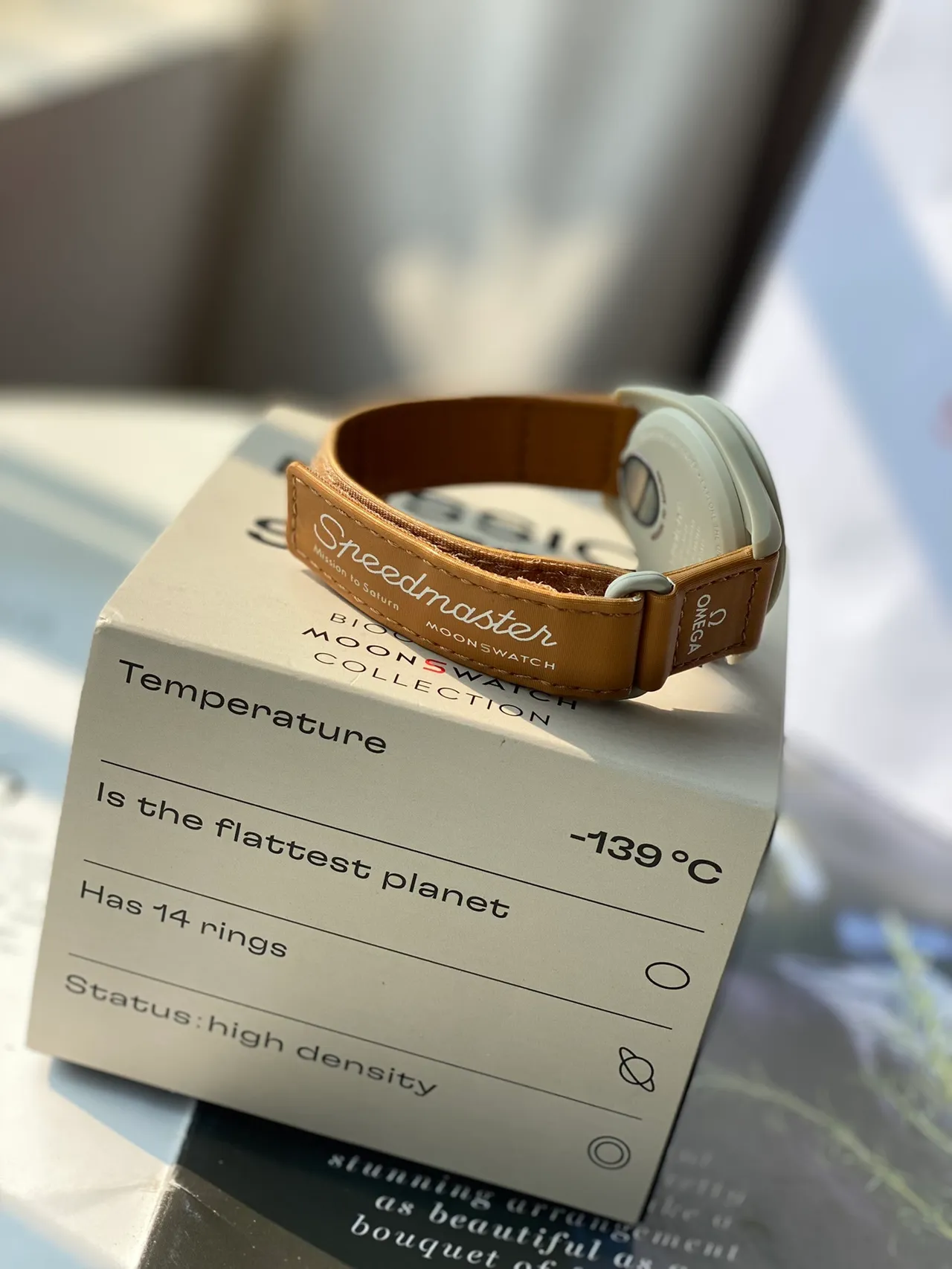 Omega Speedmaster Chronograph وجه بلون بيج حزام بلون تان ساعة ميكانيكية 3
