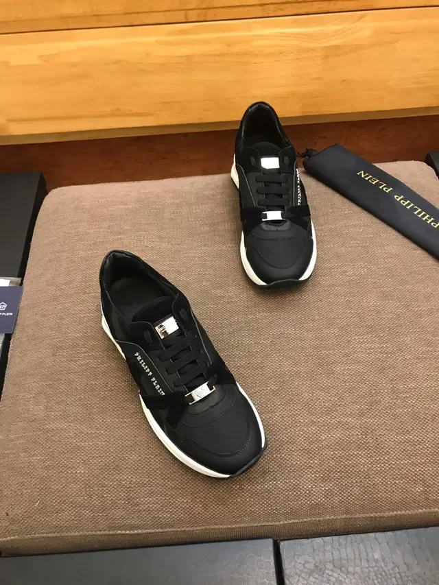 Philipp Plein Active কালো সাদা চামড়া/সিন্থেটিক উপরের অংশ মোটা মিডসোল লাইফস্টাইল স্নিকার 5